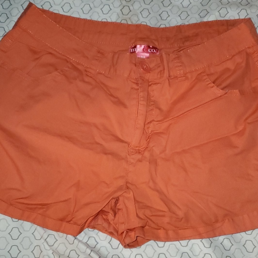 Salmon shorts